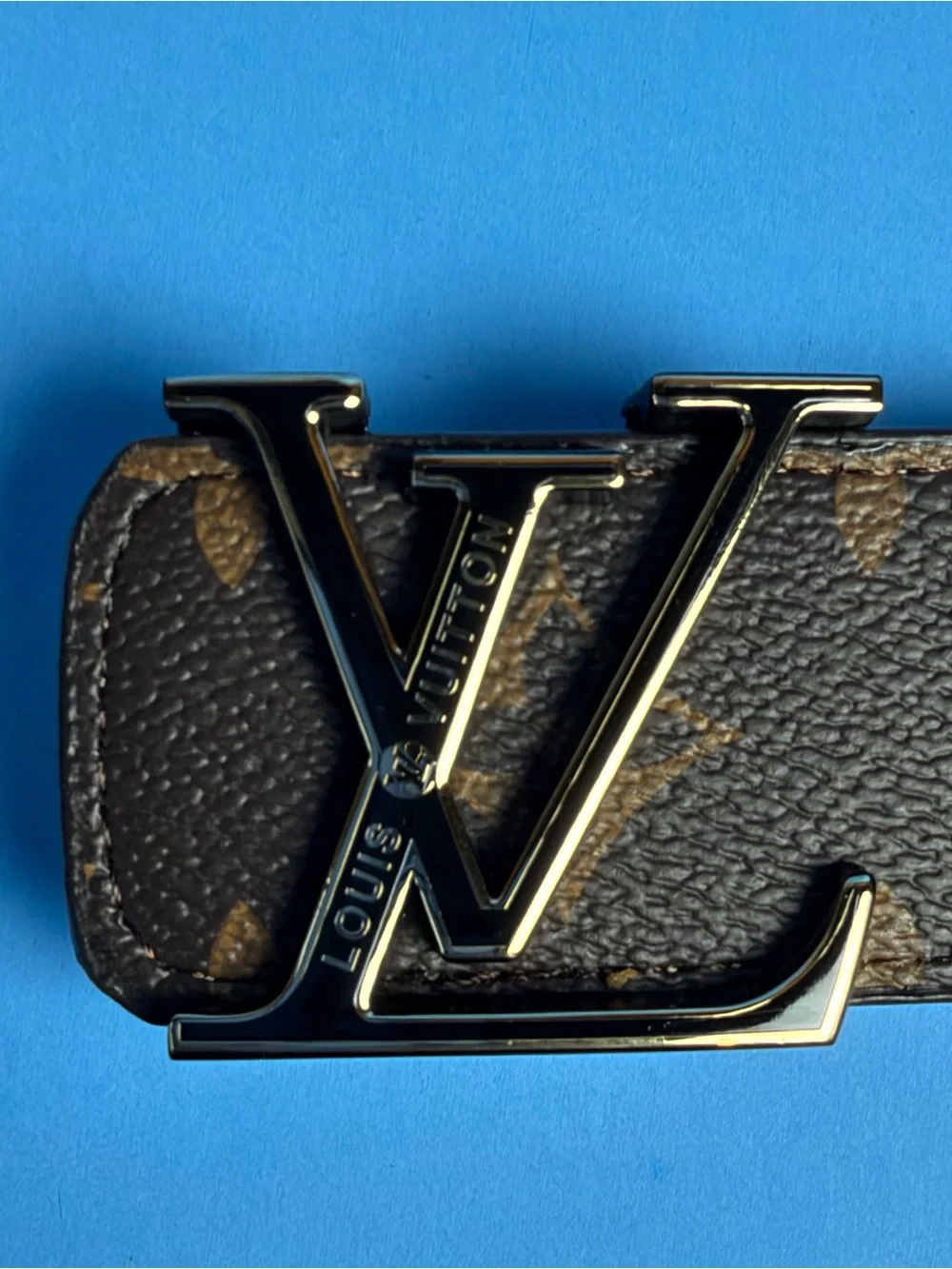 Louis Vuitton classic louis